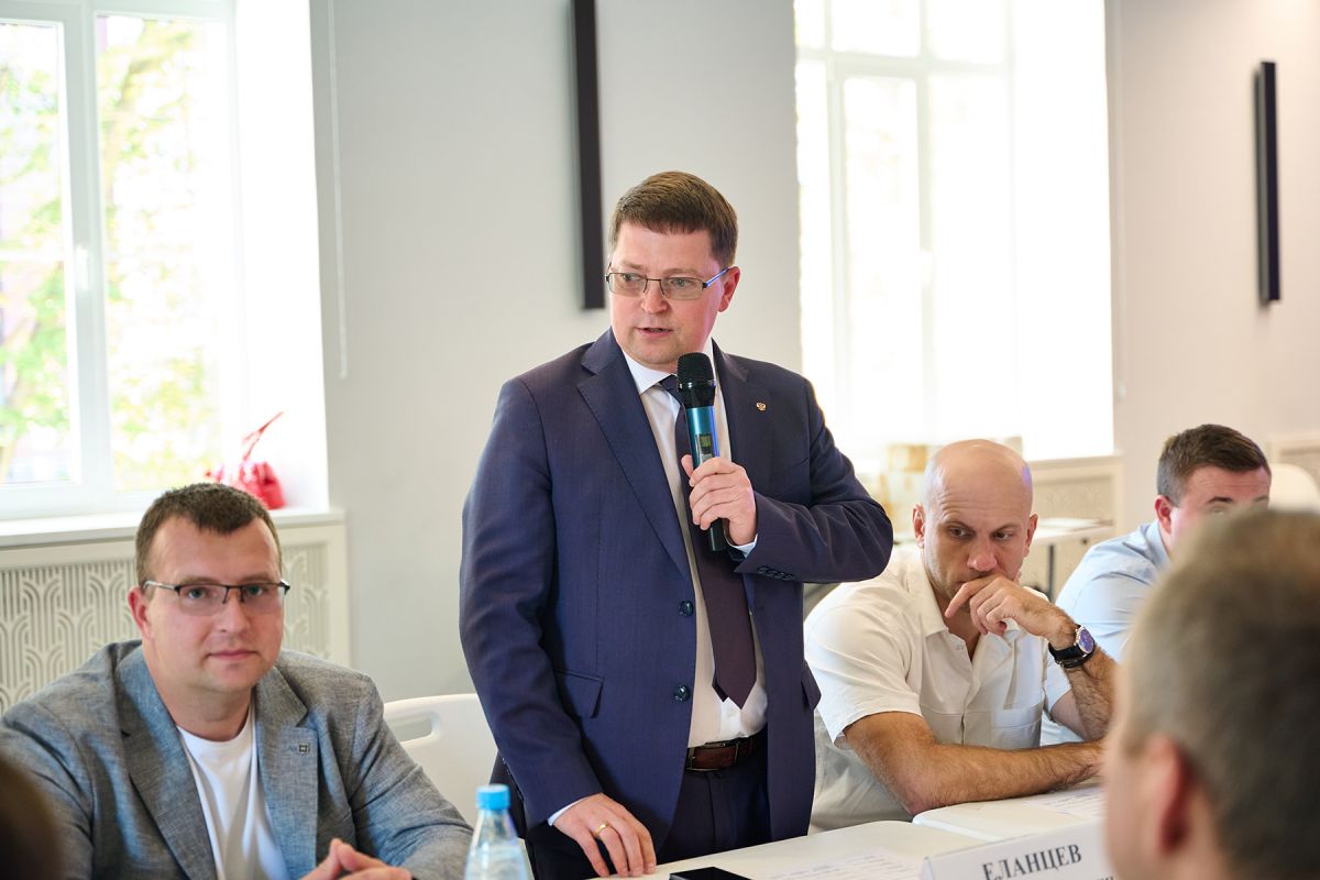Руководители тульских компаний вошли в ТОП-200 финалистов V премии «Молодой промышленник года»
