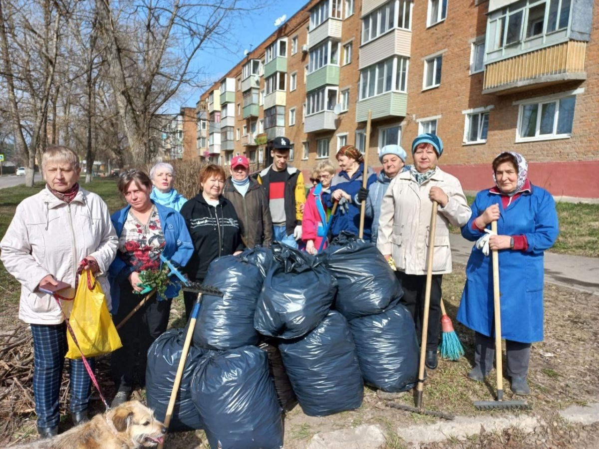 В Алексине продолжается благоустройство дворовых и общественных территорий В Алексине продолжается благоустройство дворовых и общественных территорий