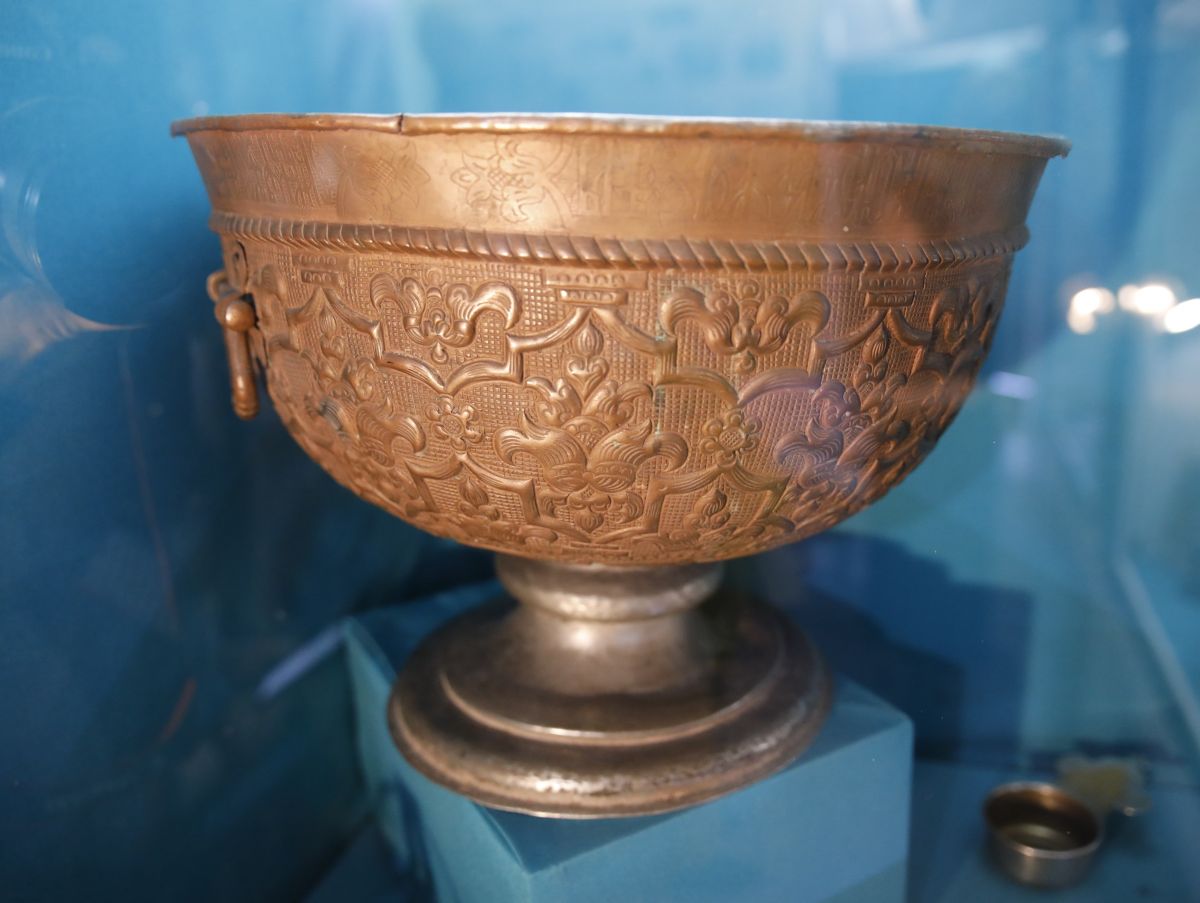 Уникальную чашу передали в тульский Музей Демидовых Уникальную чашу передали в тульский Музей Демидовых