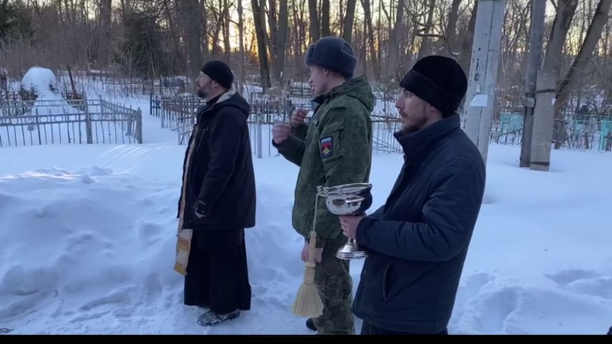 Тульские священники отправили гуманитарную помощь в зону СВО Тульские священники отправили гуманитарную помощь в зону СВО