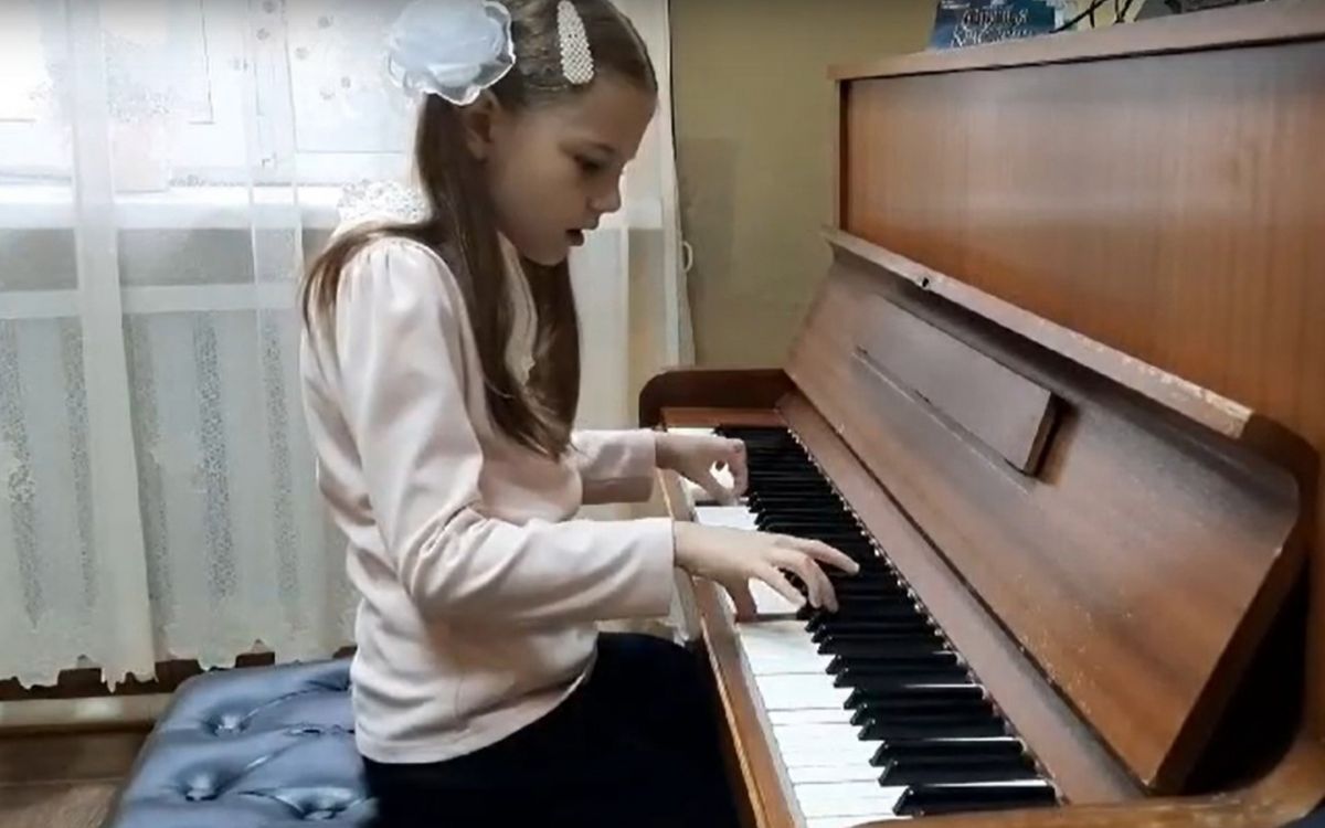 Юная чернянка стала лауреатом областного музыкального конкурса Юная чернянка стала лауреатом областного музыкального конкурса