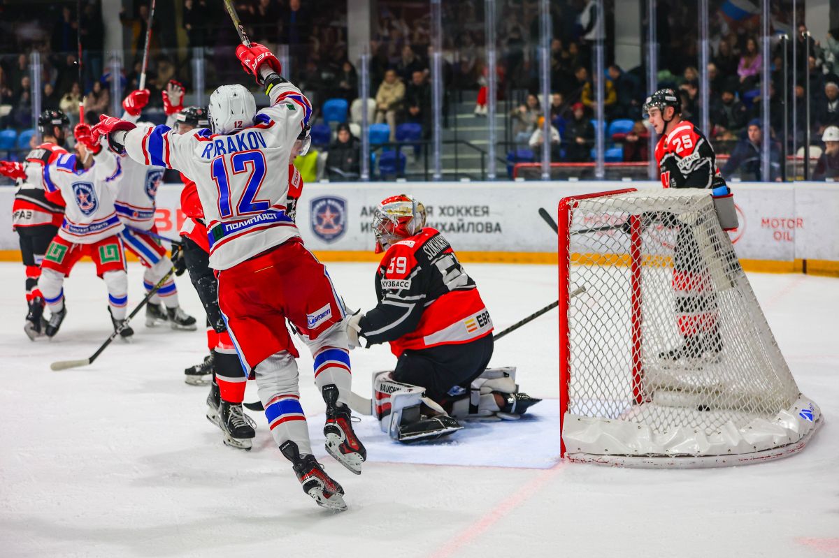 хк горняк ковдор. горняк ижсталь вхл. горняк хоккей сегодня. хк горняк город рудный. хк горняк учалы 2006.