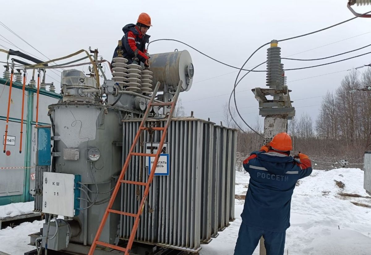 Автомасла на основе пао. Основа пао. Правовые основы pr. Соблюдение межремонтных сроков презентация. Полиальфаолефиновых базовых масел.