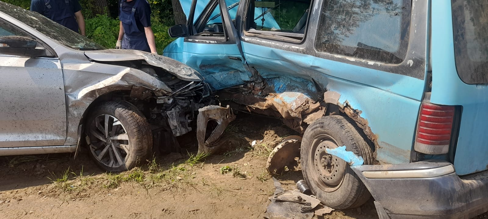 В Тульской области при столкновении двух машин пострадали пять человек