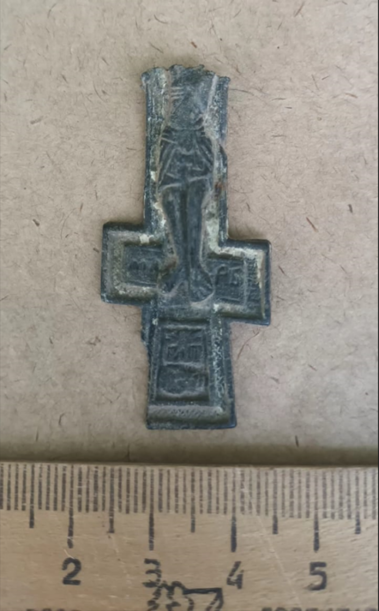 Уникальную серебряную копейку нашли тульские археологи в Усадьбе Нарышкиных Уникальную серебряную копейку нашли тульские археологи в Усадьбе Нарышкиных