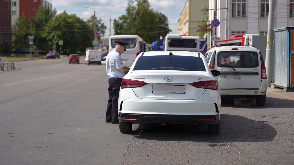 В Туле выявили таксиста-нелегала В Туле выявили таксиста-нелегала