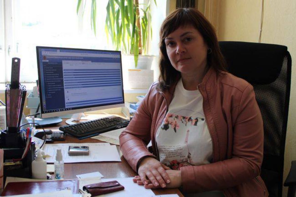 Анжела Выкрист: «Мы помогаем нашим бойцам всем, чем можем» Анжела Выкрист: «Мы помогаем нашим бойцам всем, чем можем»