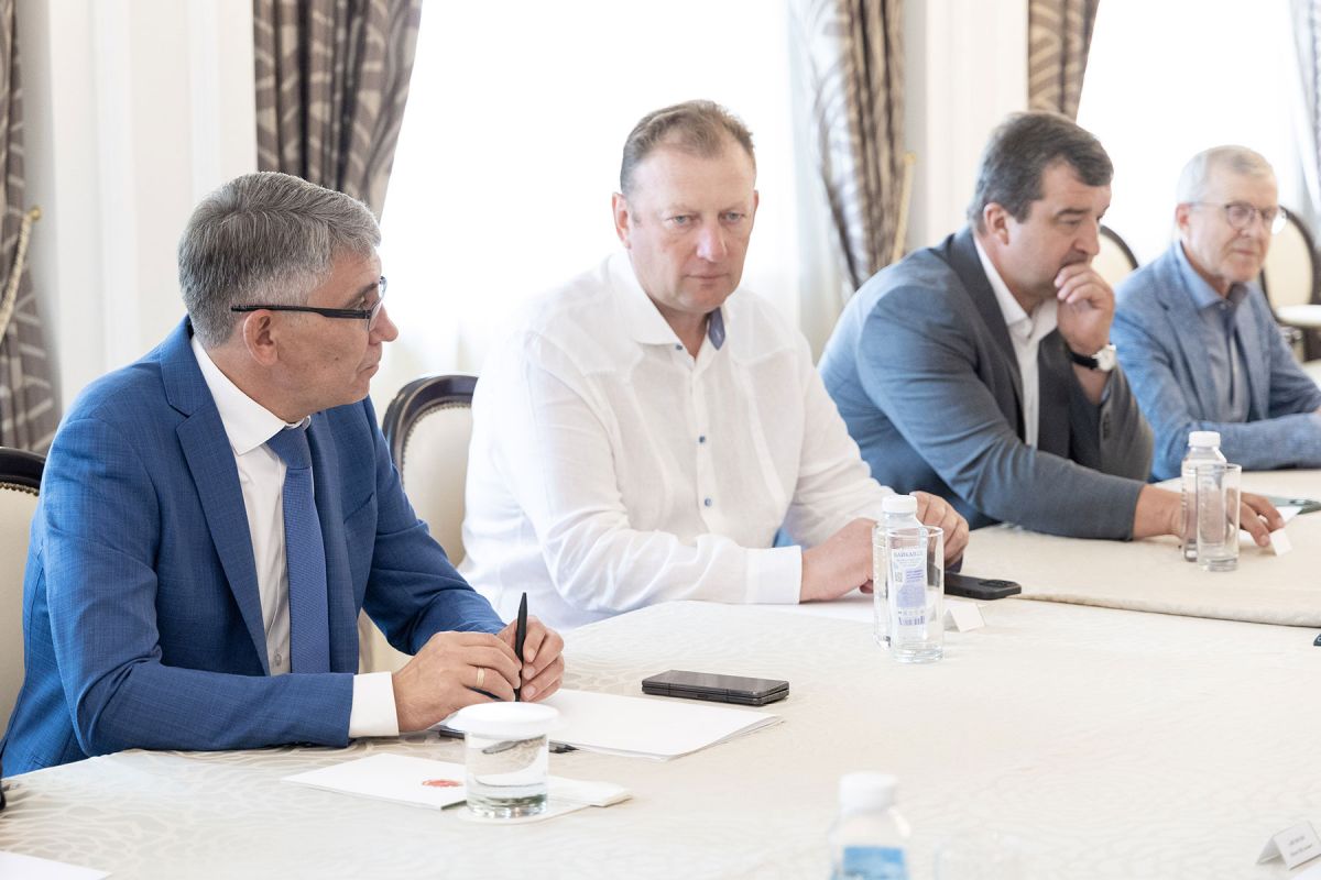 В Тульской области намолотили более 200 тысяч тонн озимой пшеницы В Тульской области намолотили более 200 тысяч тонн озимой пшеницы