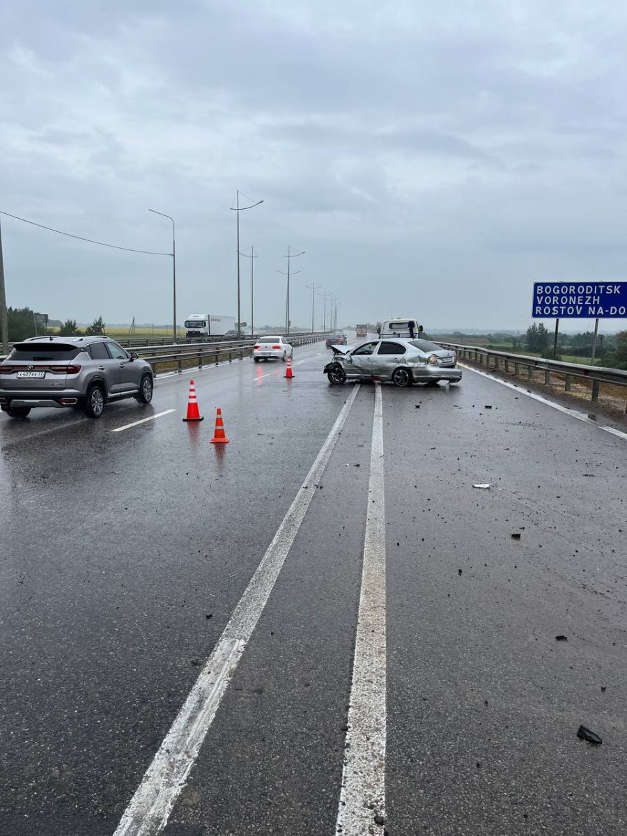 В Тульской области на федеральной трассе в ДТП пострадал ребенок В Тульской области на федеральной трассе в ДТП пострадал ребенок