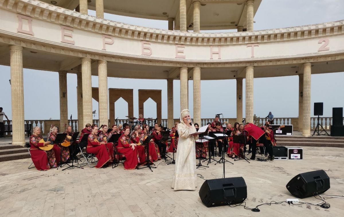 Артисты оркестра русских народных инструментов «Тула» выступили в 4 городах России Артисты оркестра русских народных инструментов «Тула» выступили в 4 городах России