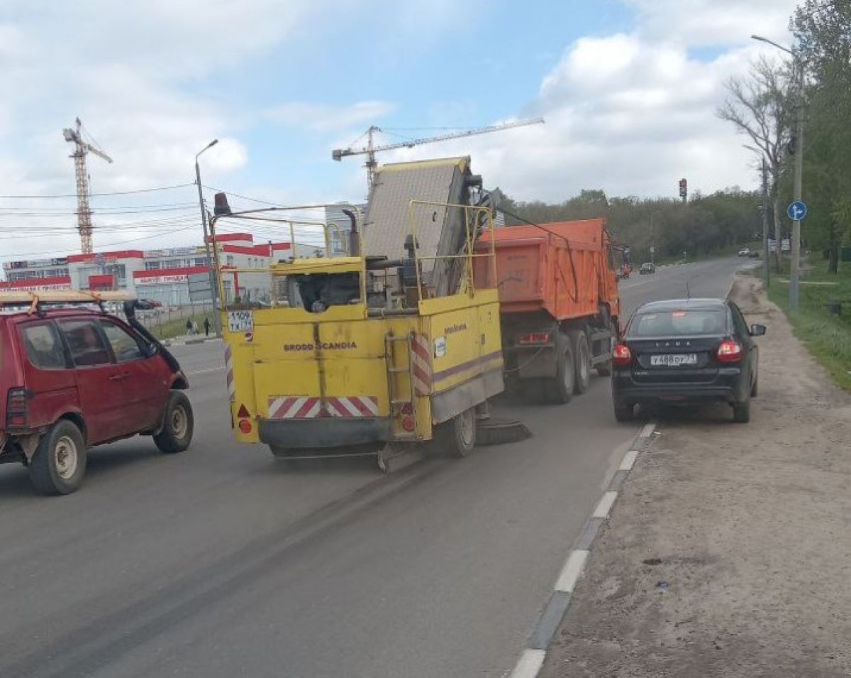 В пятницу в Туле убирали смет и летучий мусор В пятницу в Туле убирали смет и летучий мусор