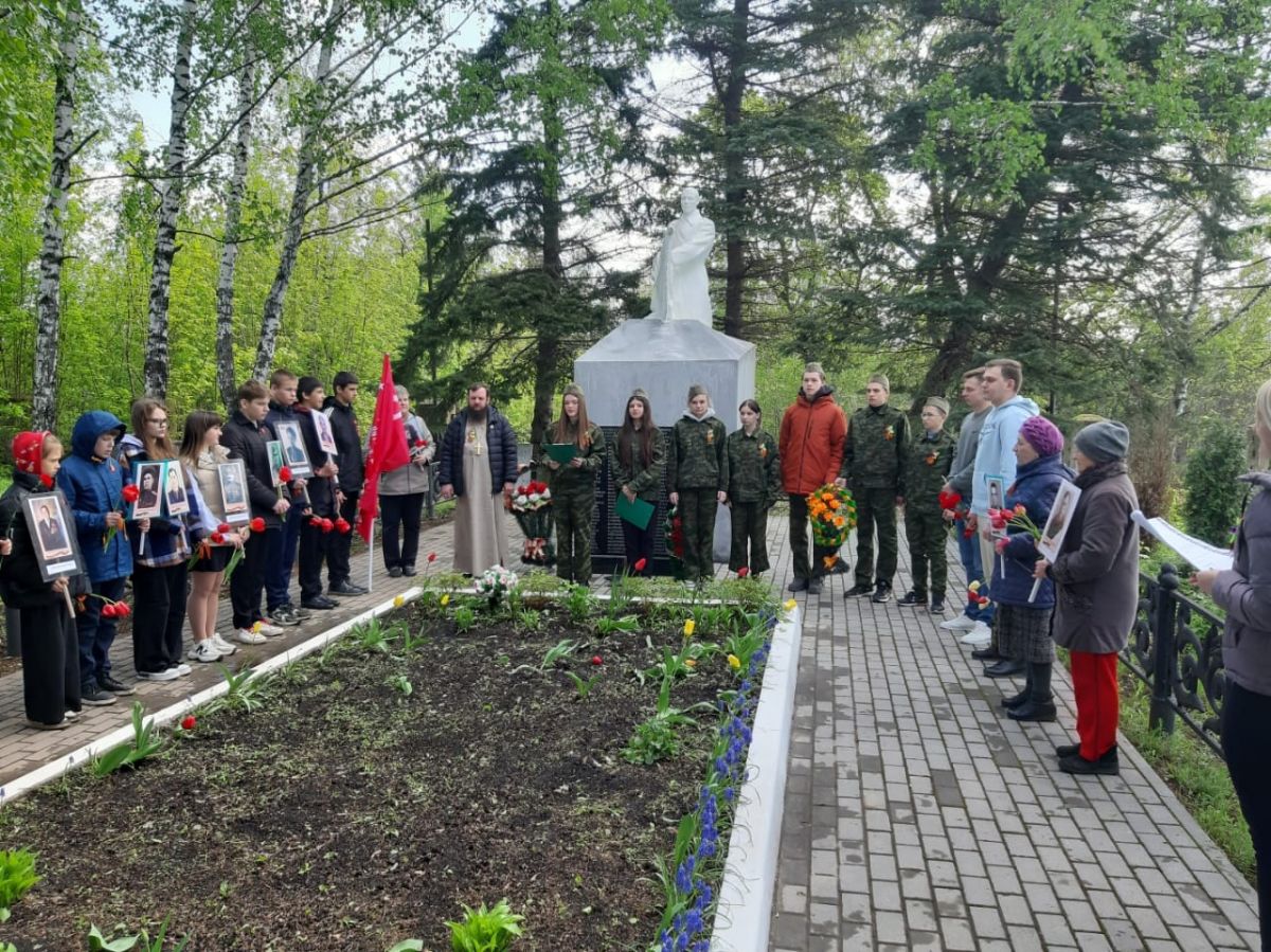 Юные кимовчане совершили автопробег по местам боевой славы Юные кимовчане совершили автопробег по местам боевой славы