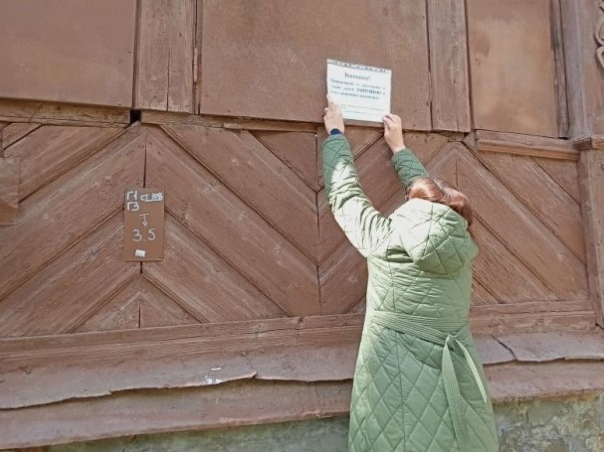 В Туле огородили заброшки В Туле огородили заброшки