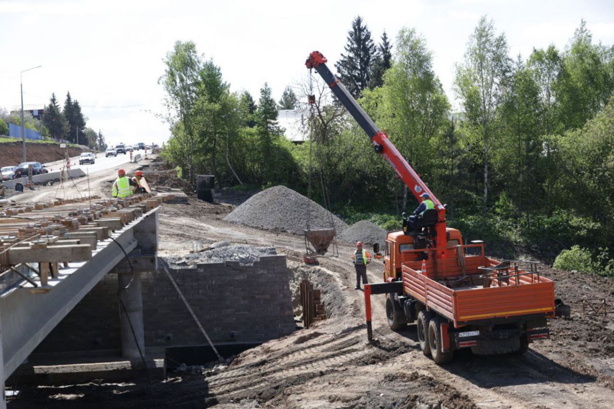 В Тульской области отремонтируют более 350 км автодорог В Тульской области отремонтируют более 350 км автодорог