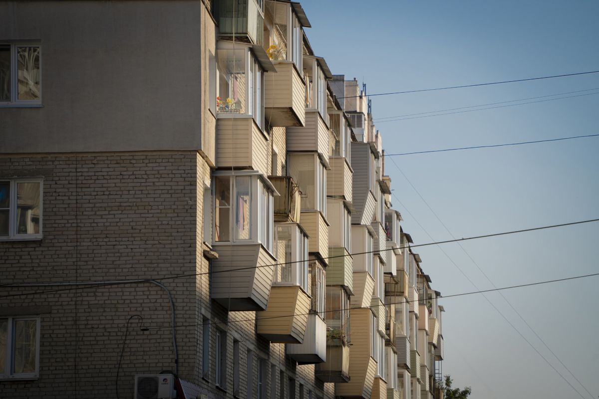 В Туле подрядчик сорвал ремонт крыши многоквартирного дома В Туле подрядчик сорвал ремонт крыши многоквартирного дома