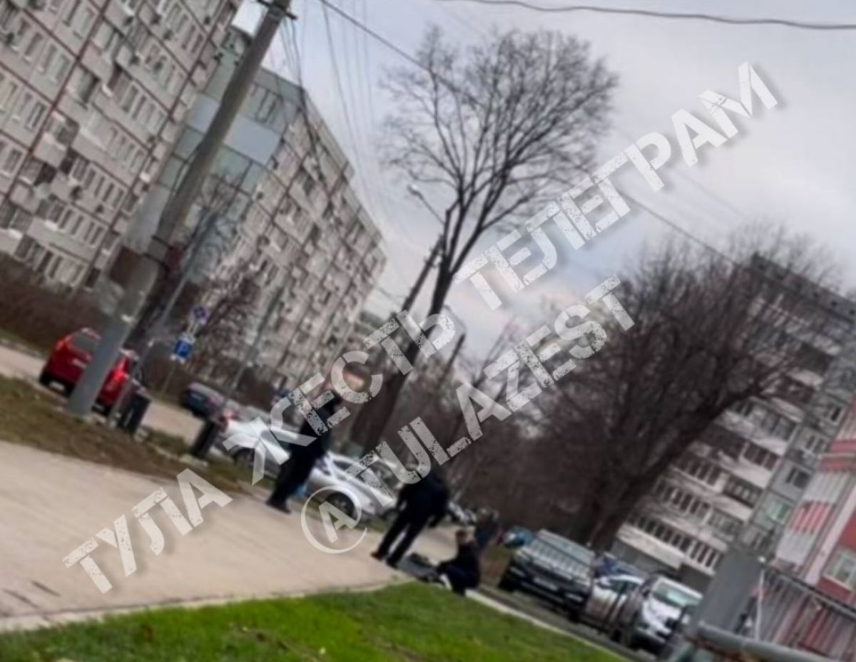 В Туле на пересечении улиц Революции и Фрунзе нашли тело человека