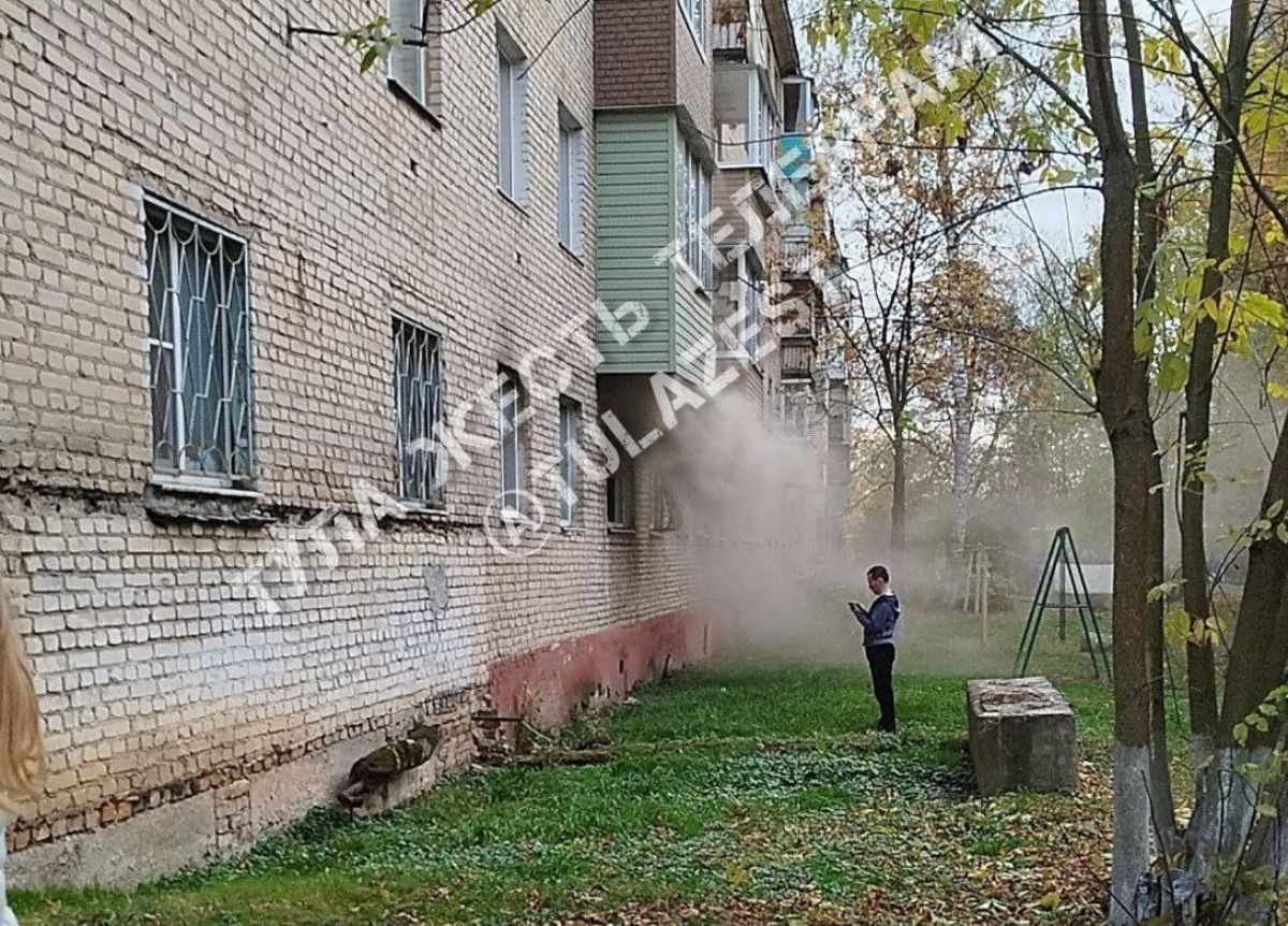В Туле потушили пожар в многоэтажном доме В Туле потушили пожар в многоэтажном доме