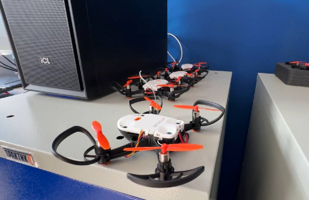 Школьники из Щекинского района будут управлять беспилотниками Школьники из Щекинского района будут управлять беспилотниками