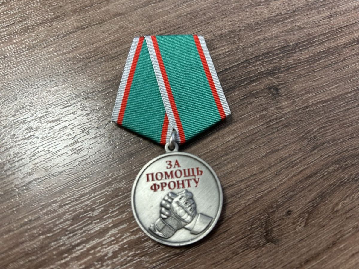 Евгений Гречишкин: «Музыкой, песней и реальной помощью стараюсь поддерживать наших доблестных бойцов» Евгений Гречишкин: «Музыкой, песней и реальной помощью стараюсь поддерживать наших доблестных бойцов»