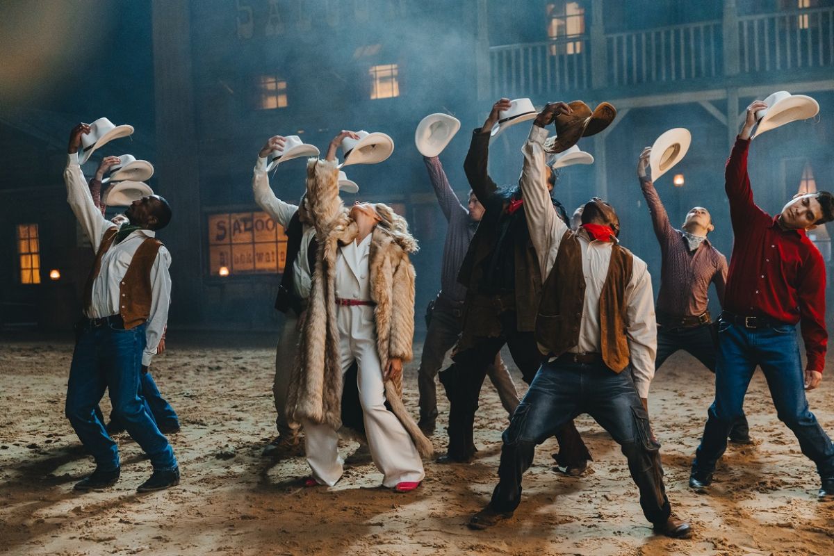 «Москва слезам не верит. Всё только начинается» — завершены съемки нового сериала от режиссеров Ольги Долматовской и Жоры Крыжовникова «Москва слезам не верит. Всё только начинается» — завершены съемки нового сериала от режиссеров Ольги Долматовской и Жоры Крыжовникова