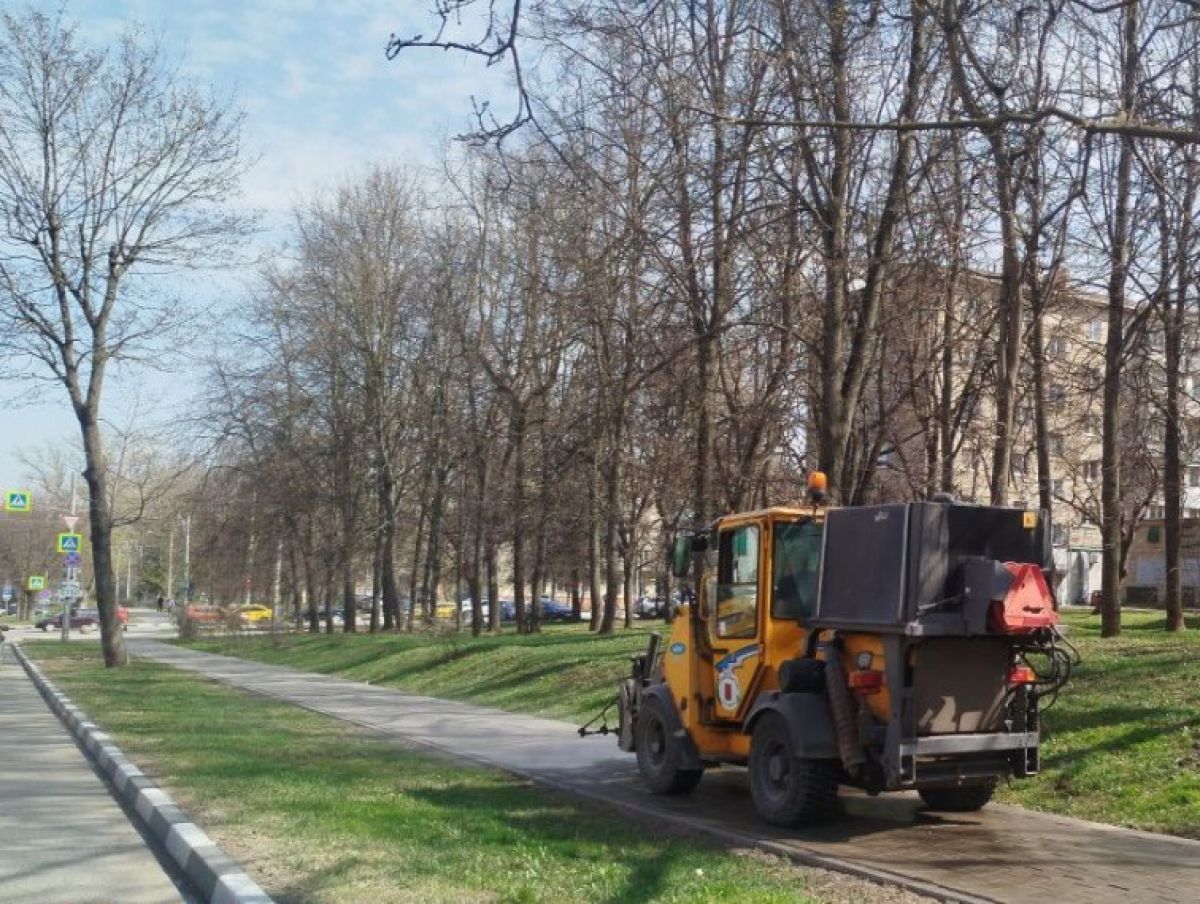 113 кубометров смета тульские рабочие вывезли с улиц города за прошедшие сутки 113 кубометров смета тульские рабочие вывезли с улиц города за прошедшие сутки