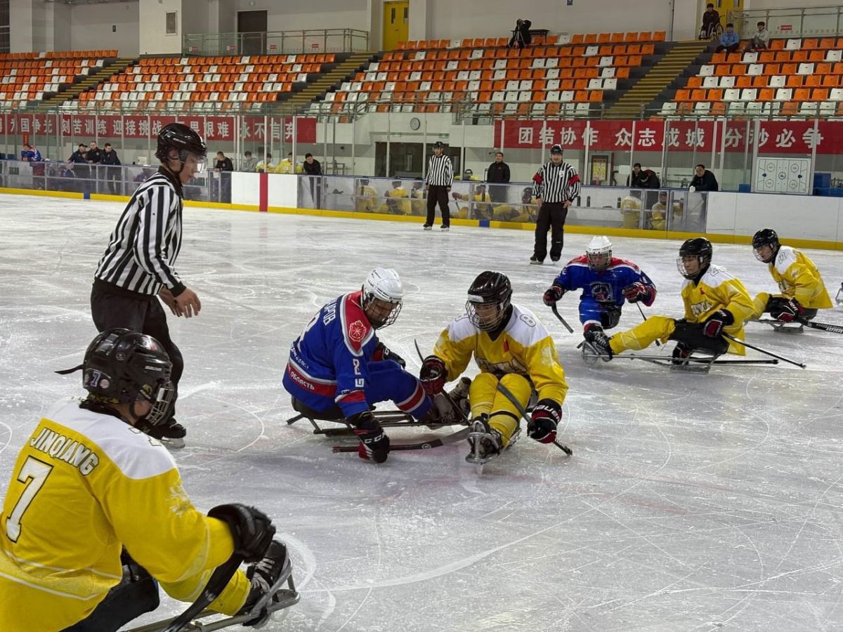 Тульский «АКМ-Следж» трижды обыграл сборную КНР по хоккею