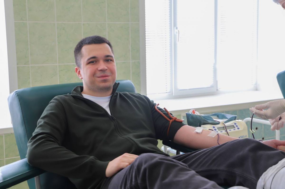 Павел Астафьев: «Для молодежи особенно важен пример воинов-контрактников» Павел Астафьев: «Для молодежи особенно важен пример воинов-контрактников»