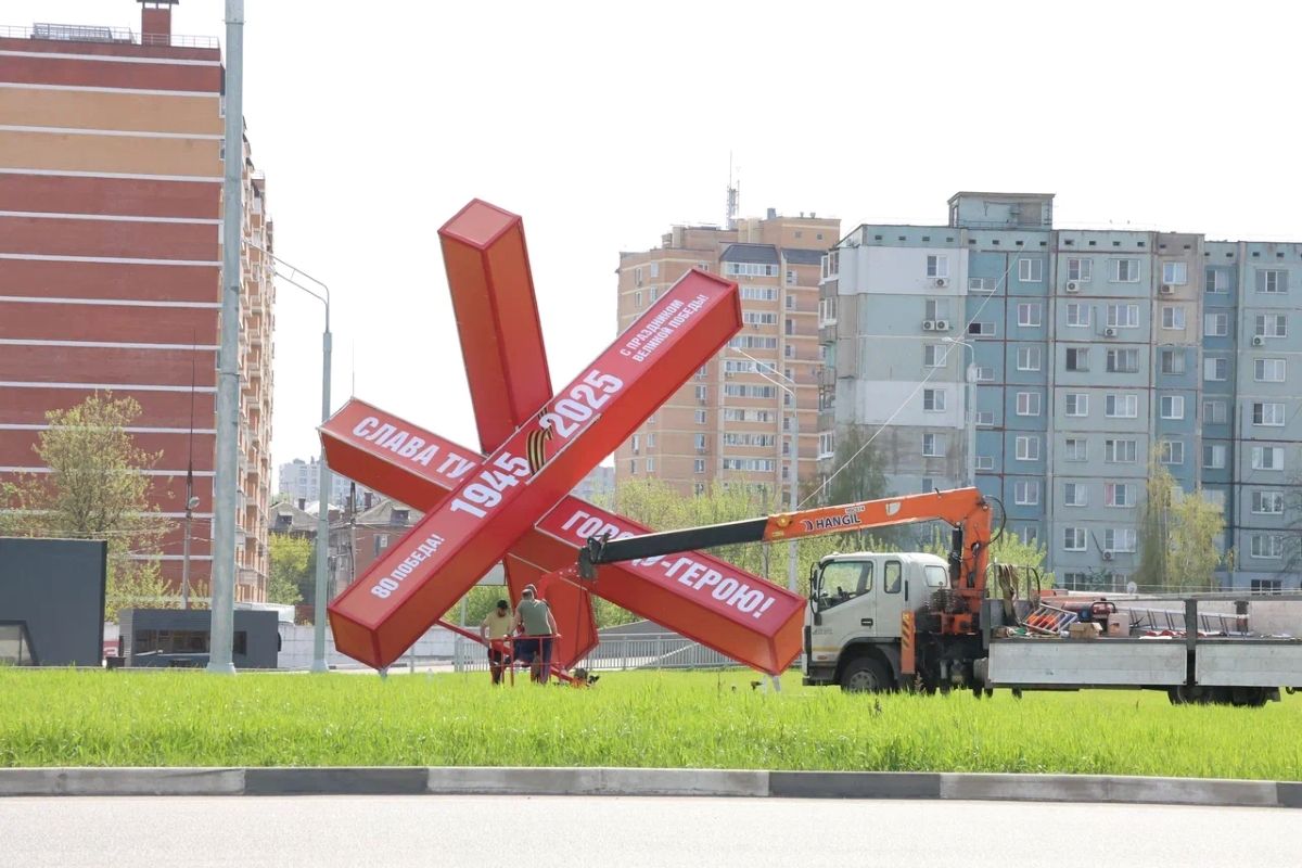 В Туле устанавливают новый арт-объект ко Дню Победы В Туле устанавливают новый арт-объект ко Дню Победы