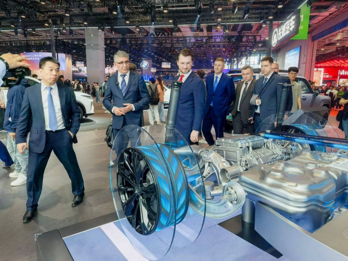 Тульский губернатор начал поездку в Китай с изучения местного автопрома Тульский губернатор начал поездку в Китай с изучения местного автопрома