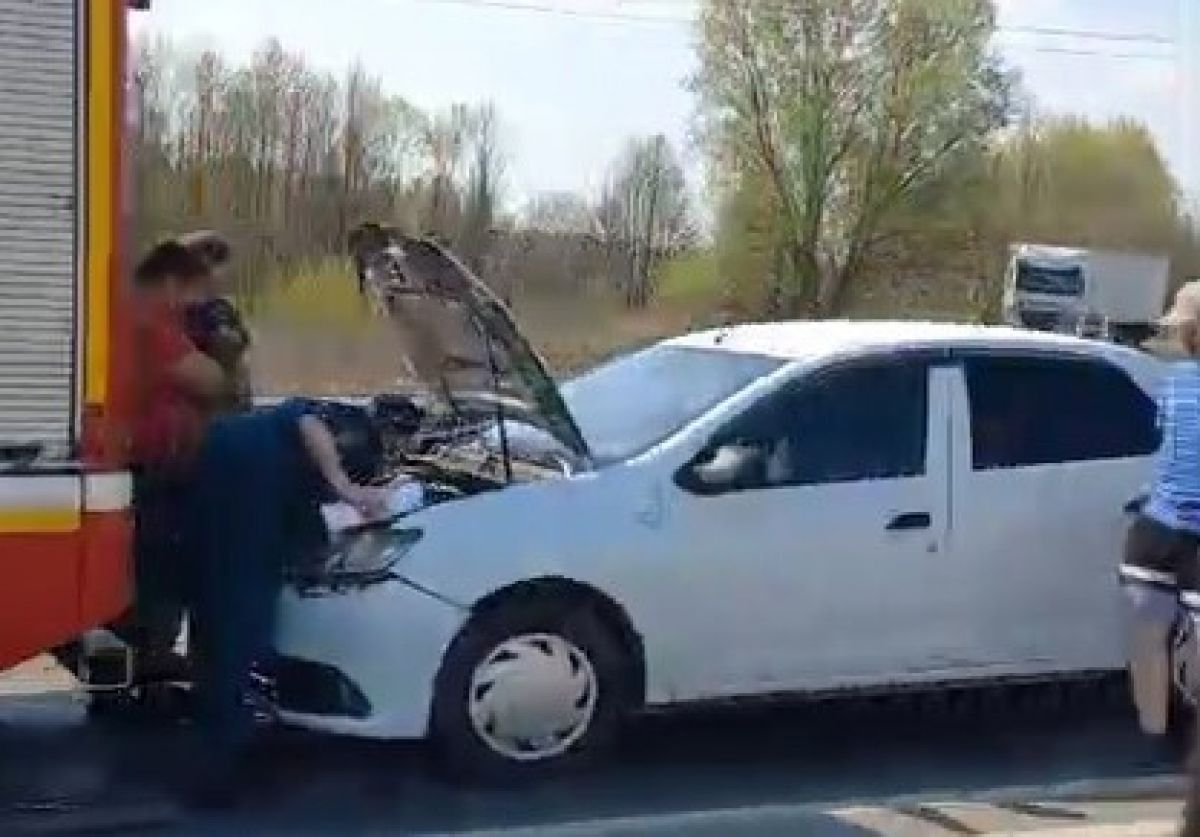 В Туле «Рено» врезался в пожарную машину В Туле «Рено» врезался в пожарную машину