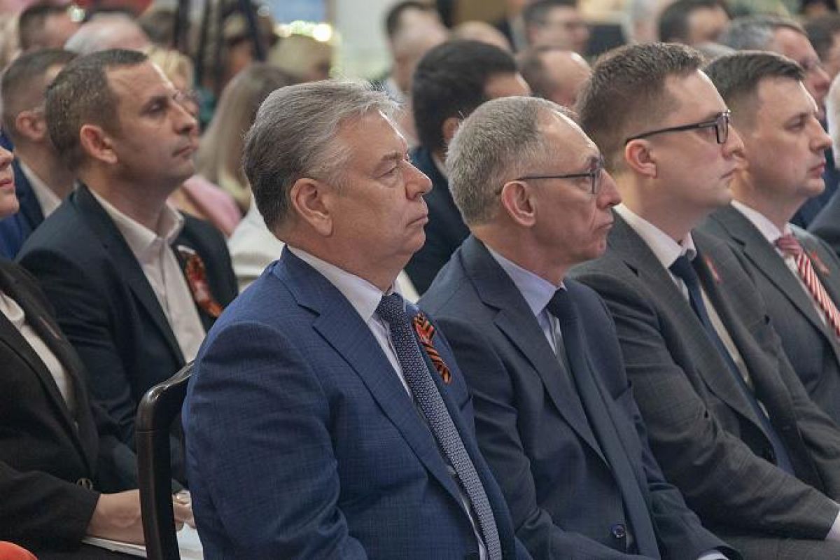 Николай Воробьев: «Регион не только сохранил динамику развития, но и добился значимых успехов в ключевых сферах» Николай Воробьев: «Регион не только сохранил динамику развития, но и добился значимых успехов в ключевых сферах»