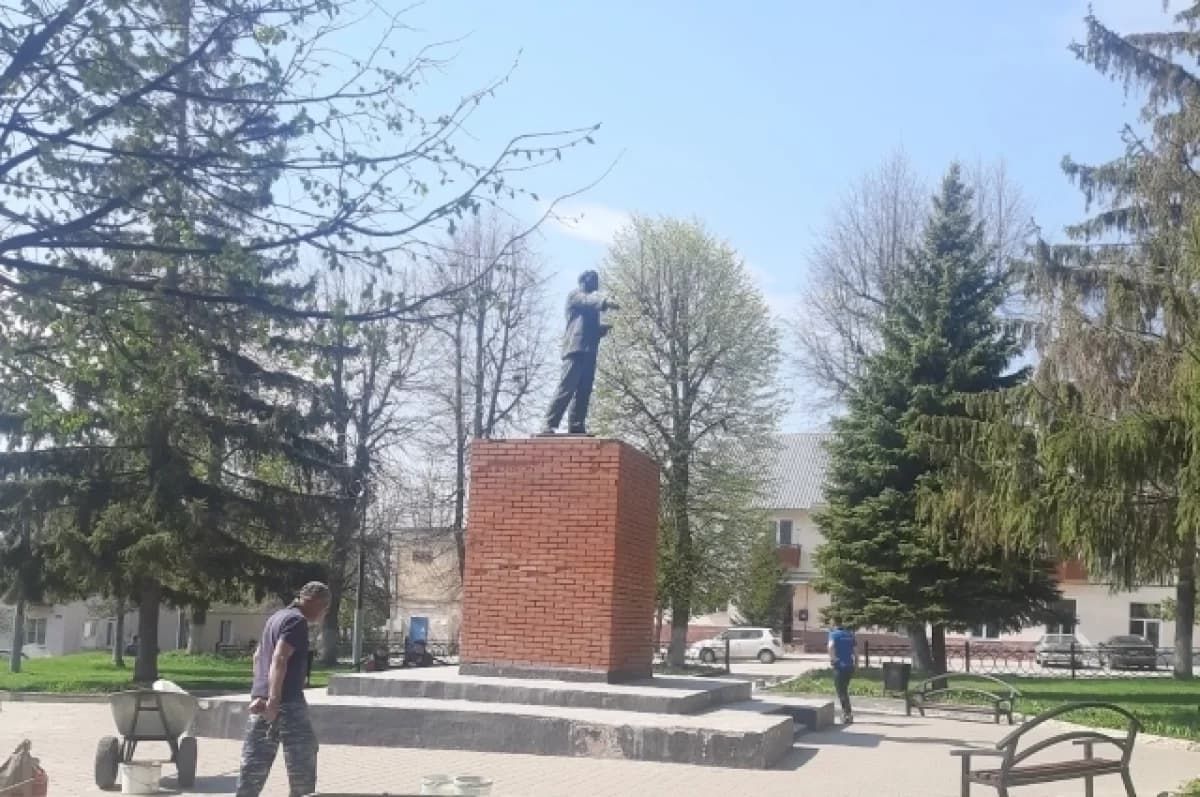 Дом культуры приводят в порядок в Шатске Большой Тулы Дом культуры приводят в порядок в Шатске Большой Тулы