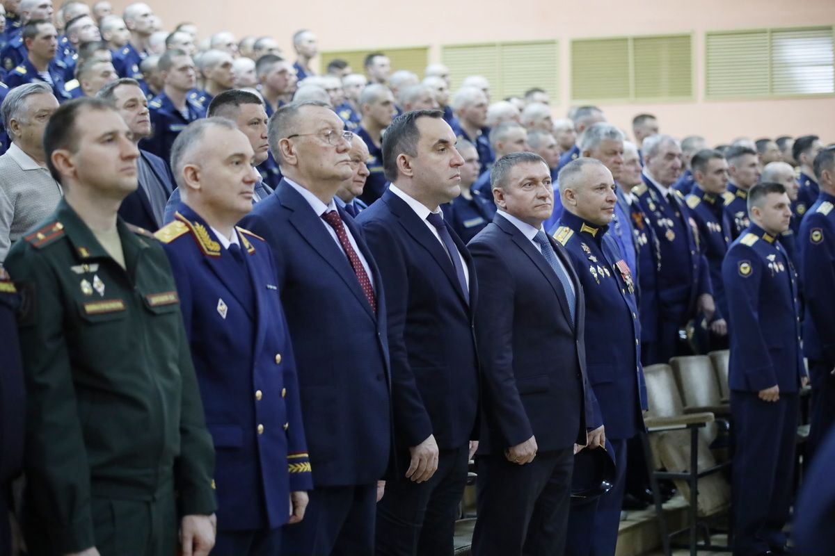 В Тульской области отметили 81 год со дня создания 106-й гвардейской воздушно-десантной дивизии В Тульской области отметили 81 год со дня создания 106-й гвардейской воздушно-десантной дивизии