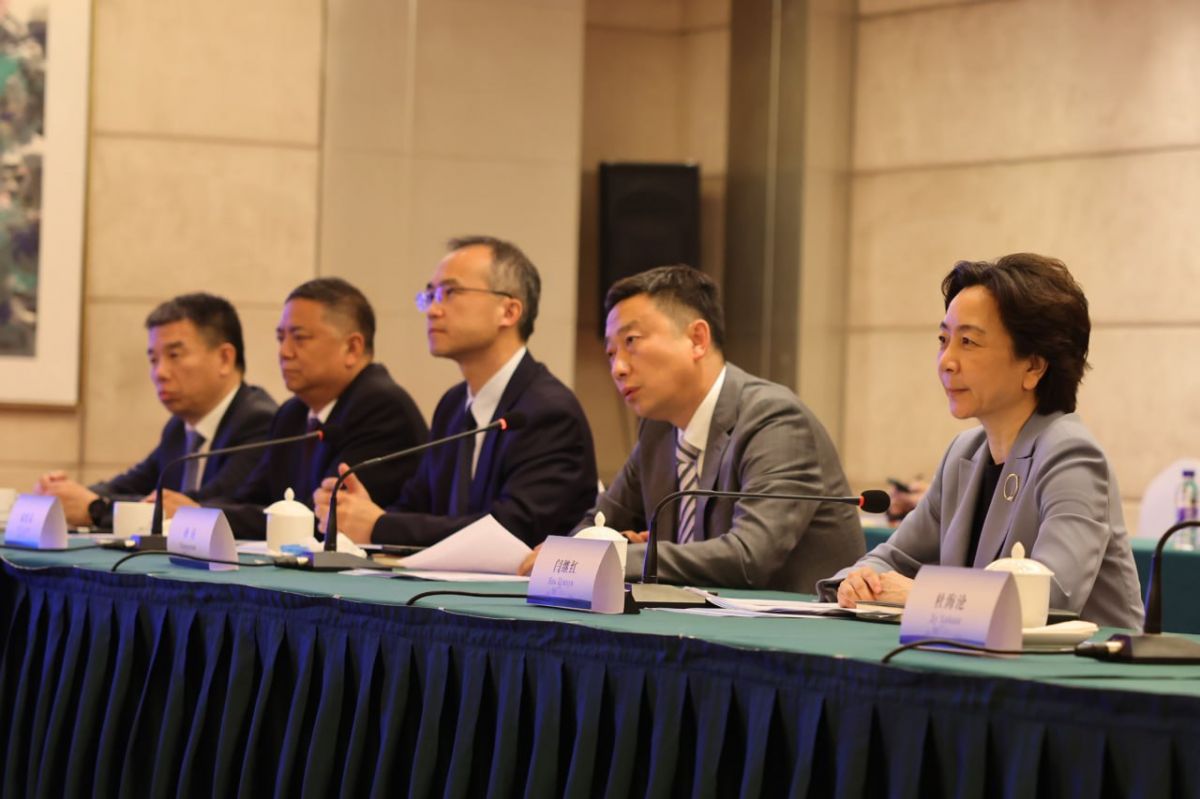 Мэр китайского города Баодин Янь Цзихун: «Тульская область — друг провинции Хэбэй»