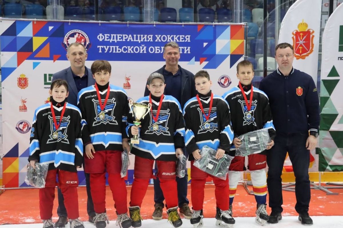В Туле подвели итоги первенства школьной хоккейной лиги 4x4 В Туле подвели итоги первенства школьной хоккейной лиги 4x4