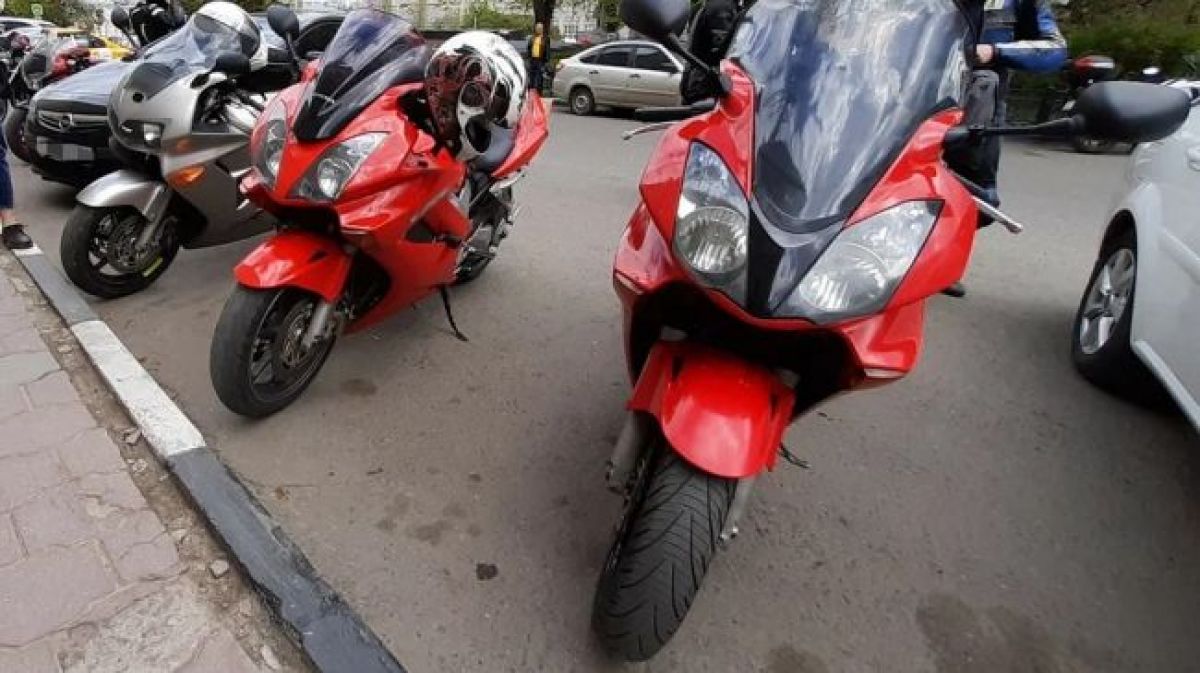 В Туле из-за мотопробега ограничена стоянка транспорта на одной из улиц В Туле из-за мотопробега ограничена стоянка транспорта на одной из улиц