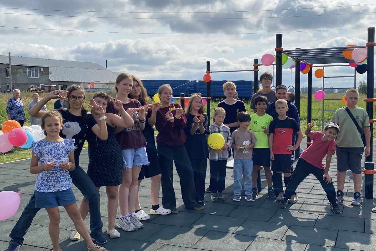 В поселке Октябрьский Веневского района обустроена новая спортплощадка