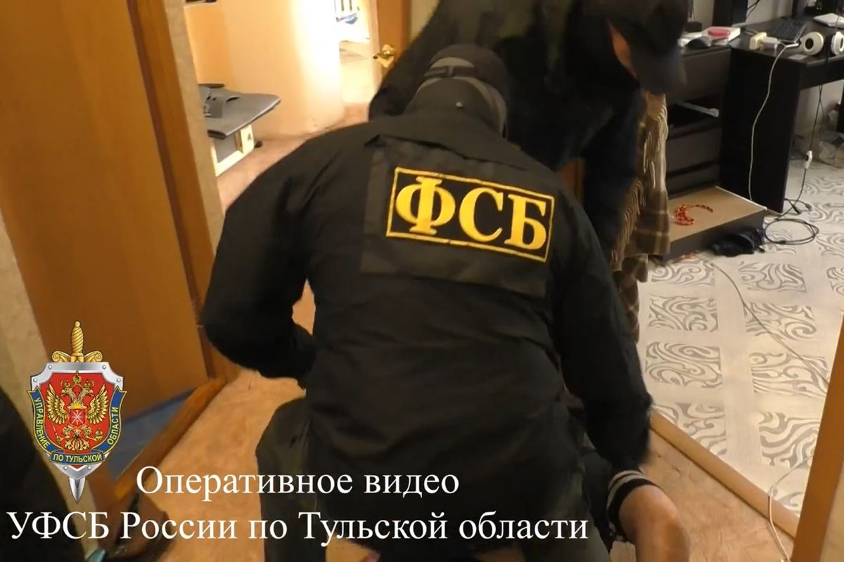 Жителя Тульской области подозревают в спонсировании ВСУ Жителя Тульской области подозревают в спонсировании ВСУ