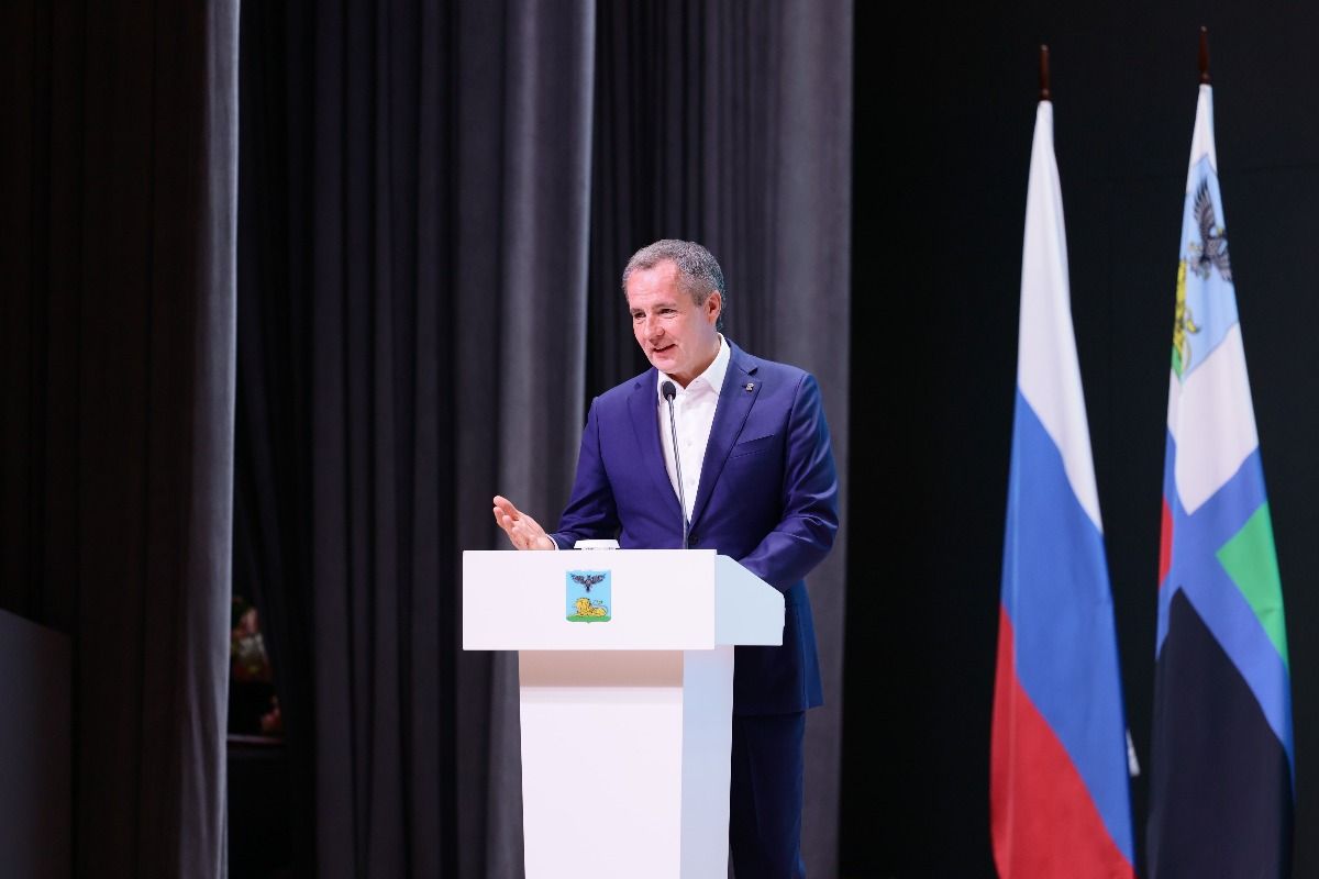 Вячеслав Гладков поблагодарил Тульскую область за гуманитарную помощь жителям приграничья Вячеслав Гладков поблагодарил Тульскую область за гуманитарную помощь жителям приграничья