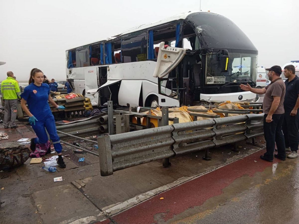 В Тульской области на месте аварии с пассажирским автобусом организован ПВР