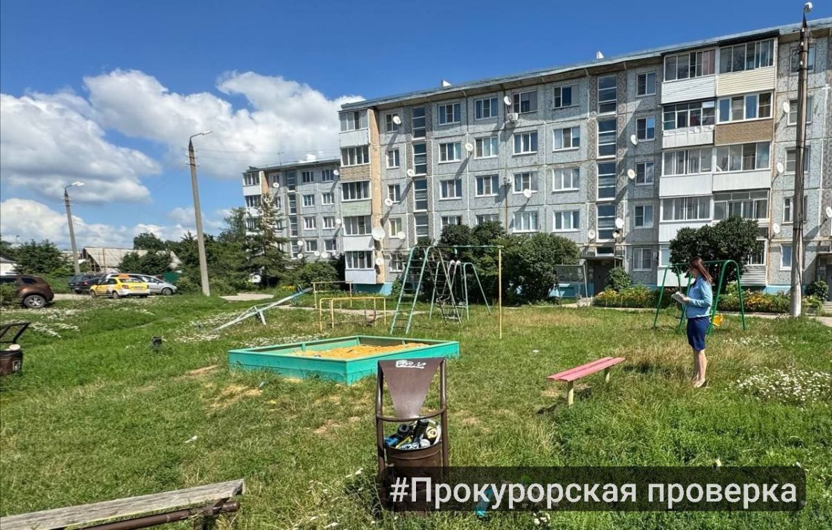 Тульская прокуратура раскритиковала состояние детской площадки в Новомосковске Тульская прокуратура раскритиковала состояние детской площадки в Новомосковске