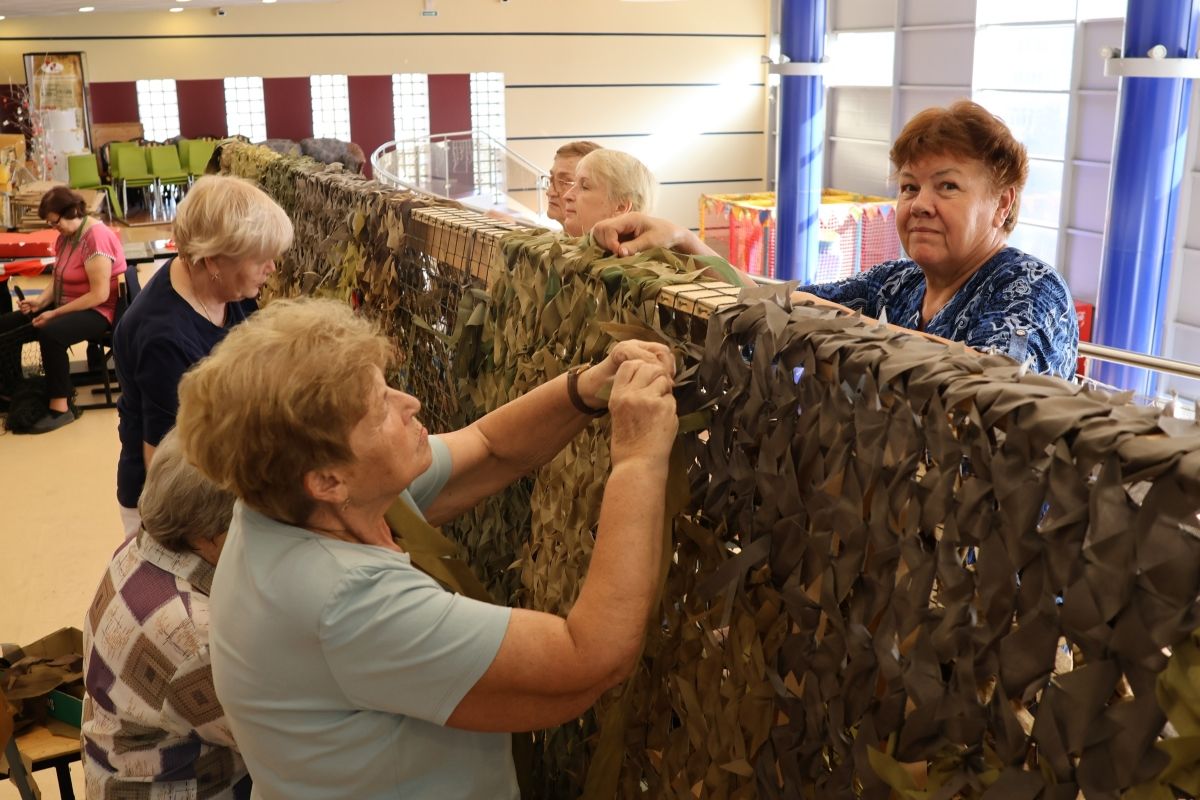 Лариса Краснобаева: «Служба по контракту – это важный и обдуманный выбор для настоящих мужчин» Лариса Краснобаева: «Служба по контракту – это важный и обдуманный выбор для настоящих мужчин»