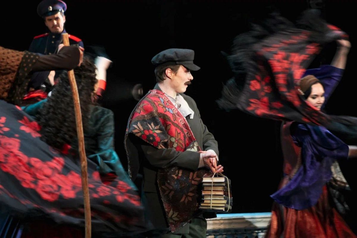 «Чудесный грузин»: притча о юности, которая изменила мир «Чудесный грузин»: притча о юности, которая изменила мир