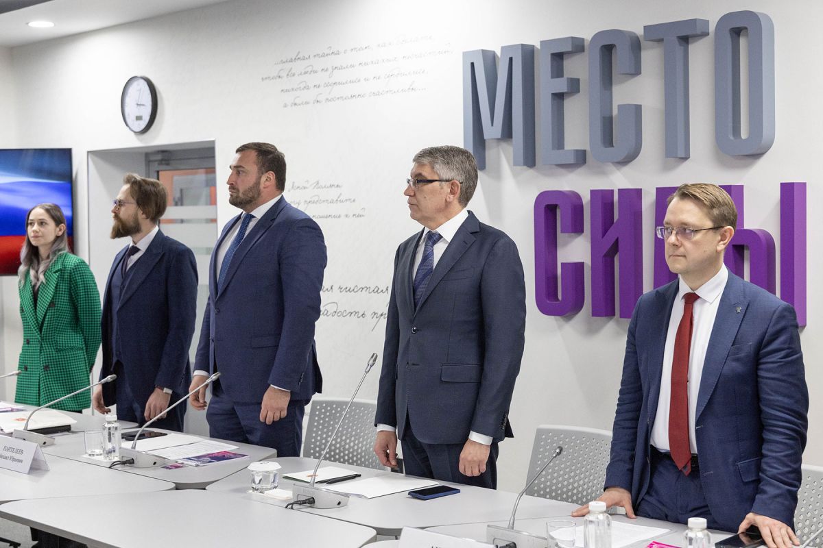 Губернатор Тульской области Дмитрий Миляев провел заседание Совета по науке Губернатор Тульской области Дмитрий Миляев провел заседание Совета по науке