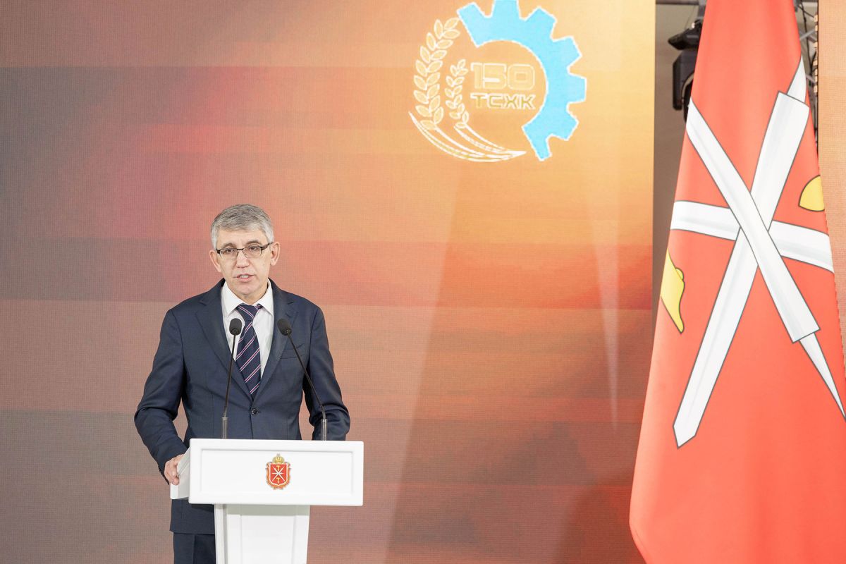 Дмитрий Миляев поздравил Тульский сельскохозяйственный колледж со 150-летием