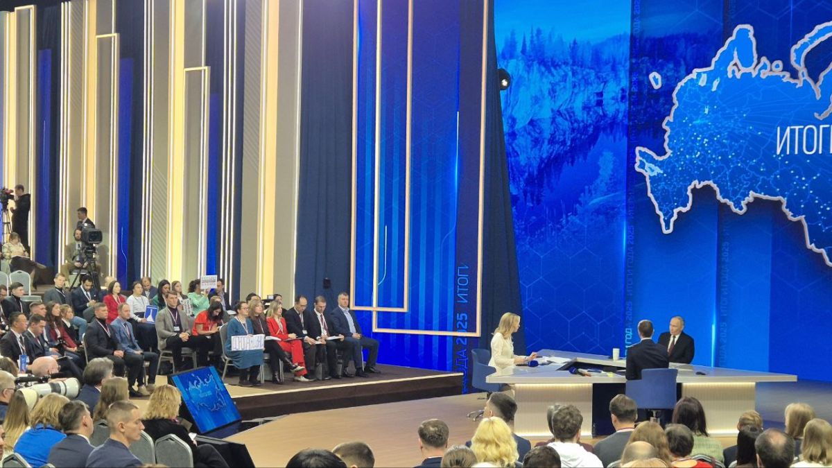 Владимир Путин: «В России удается сохранить тенденции повышения реальной зарплаты»