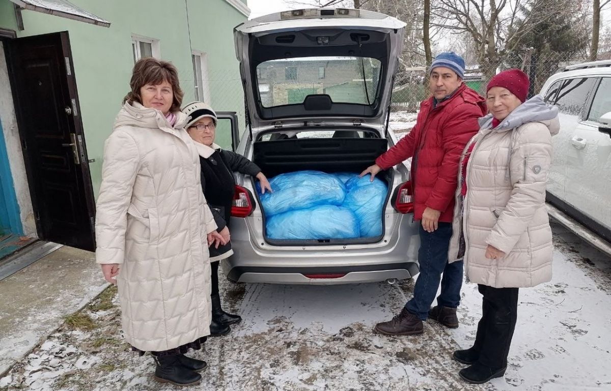 Женсоветы области активно помогают бойцам СВО