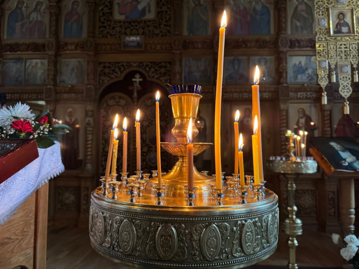 Тульские православные христиане могут встретить Новый год за Божественной литургией в храме