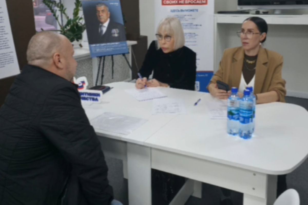 Надежда Школкина провела прием участников СВО в филиале фонда «Защитники Отечества»