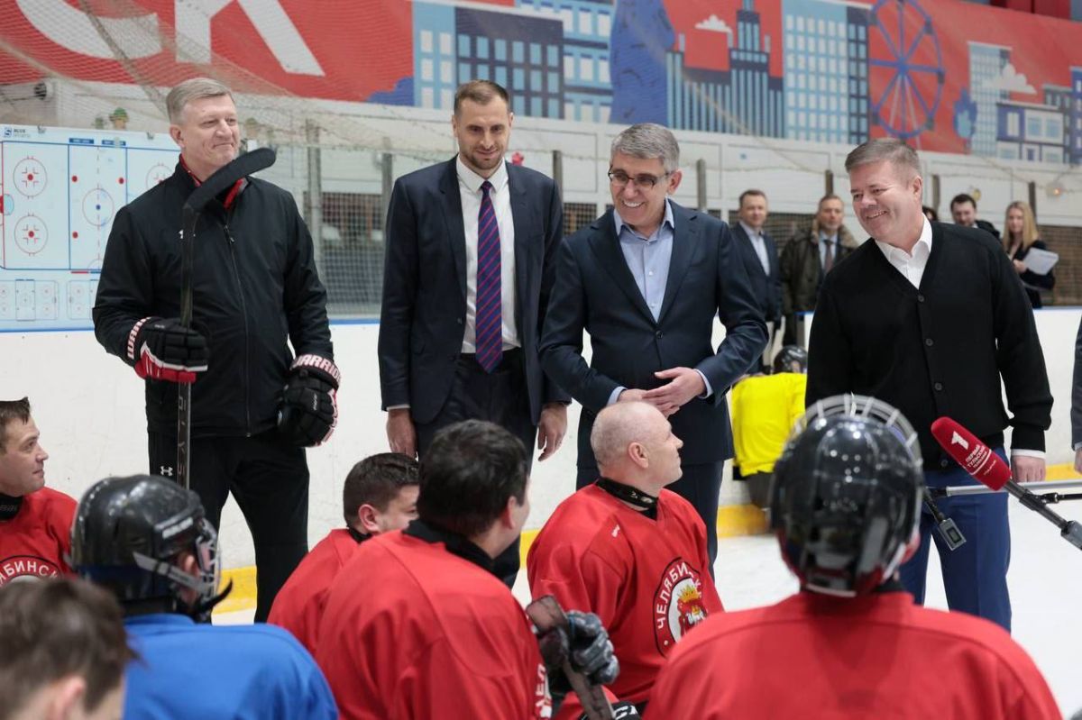 Дмитрий Миляев посетил челябинский дворец спорта Дмитрий Миляев посетил челябинский дворец спорта